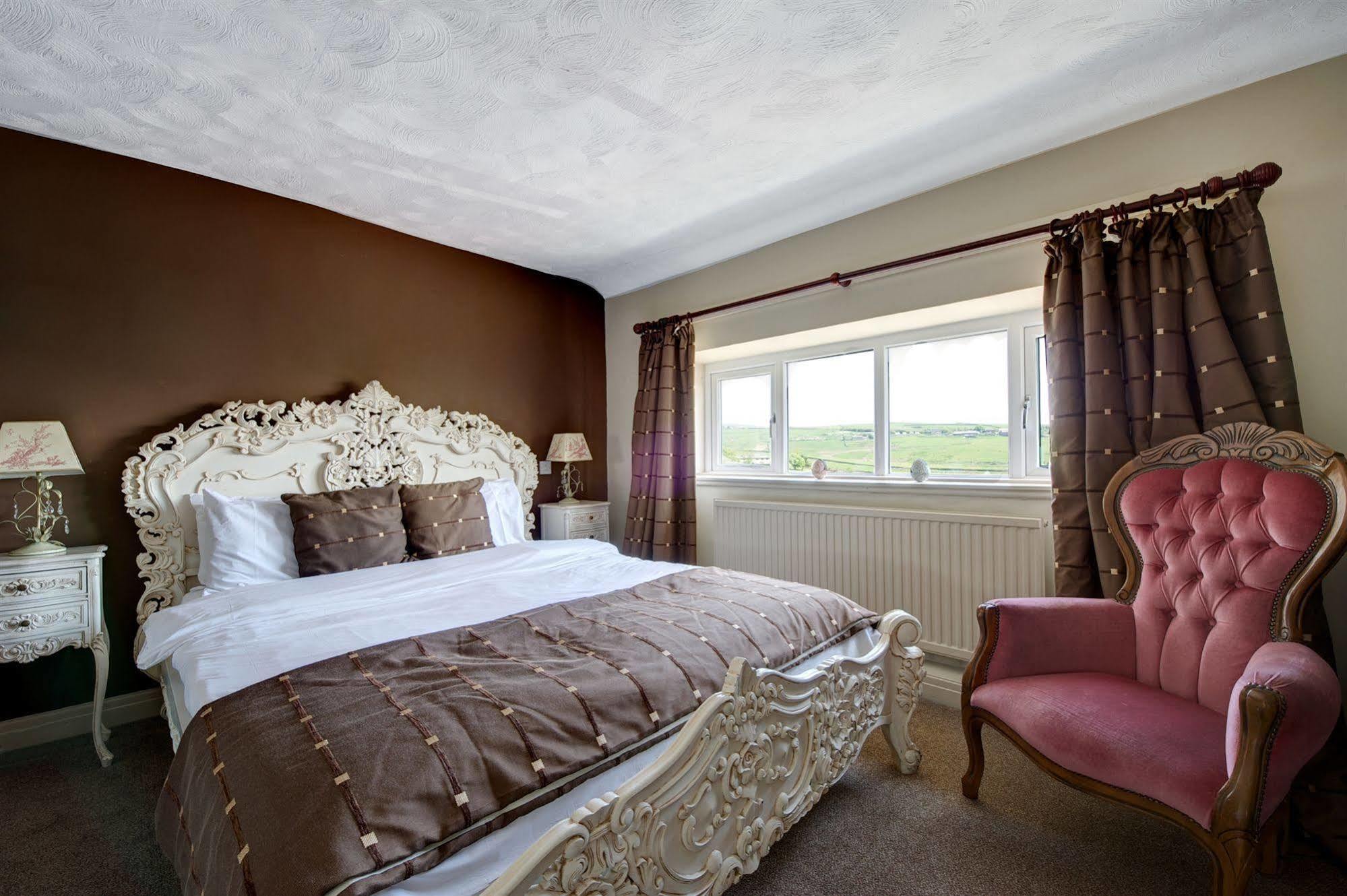 Clough Manor Hotell Denshaw Eksteriør bilde