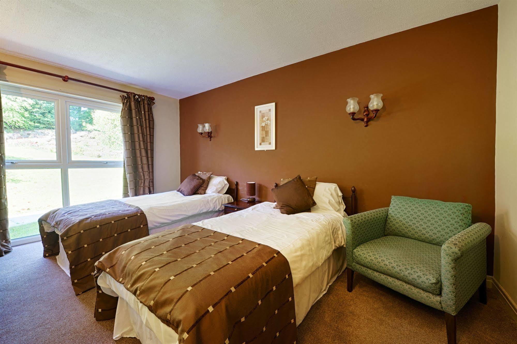 Clough Manor Hotell Denshaw Eksteriør bilde